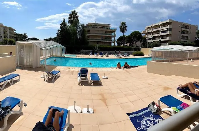 Nice With Pool And Beach 圣罗兰度瓦