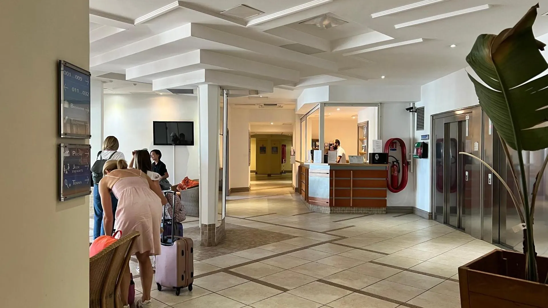 公寓 Nice With Pool And Beach 圣罗兰度瓦